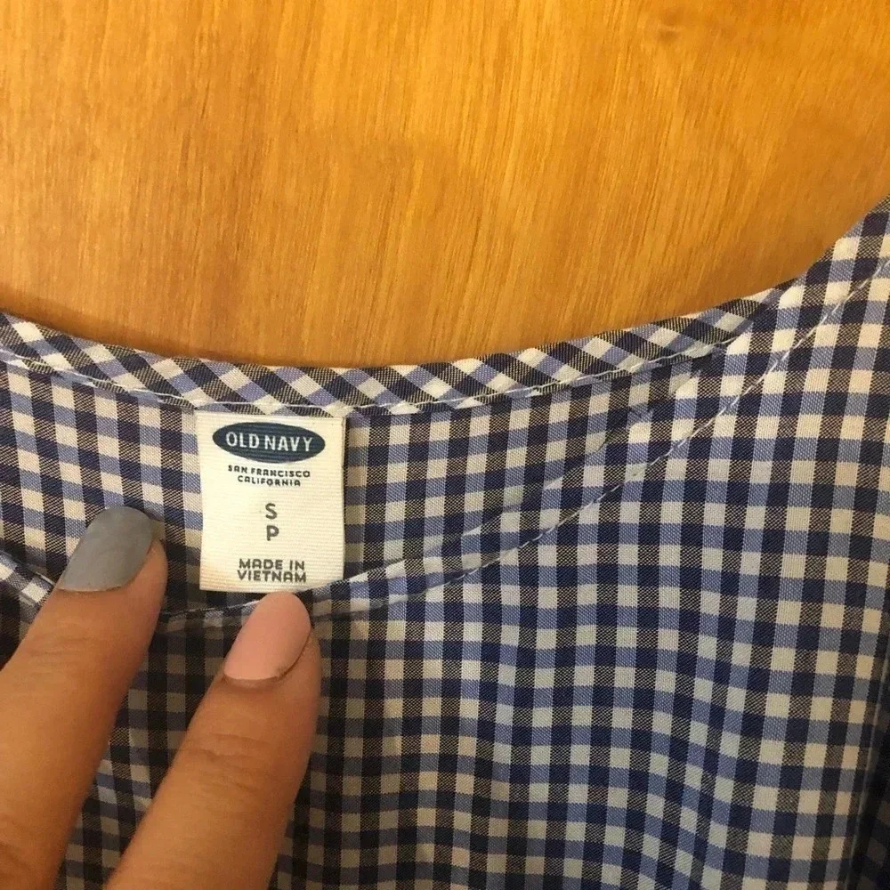 Old Navy Blue Gingham Peplum Tank Top Cottagecore Coquette Classic preppy Done